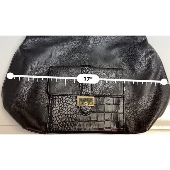 NWOT Olivia + Joy faux pebbled leather shoulder/hobo bag - Picture 5 of 10